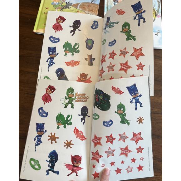 Lot Of 10 Ready To Read Books 5 Level I & 5 Level II, Peanuts PJ Masks Eloise + - Picture 3 of 7